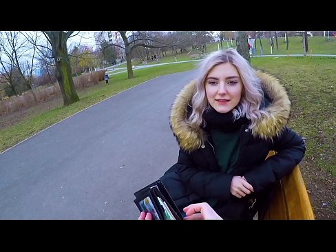 ❤️ Pul uchun notanish odamning issiq sutini yutadi - parkda Eva Elfi tomonidan blowjob Sifatli porno uz.bestsexporno.ru ﹏